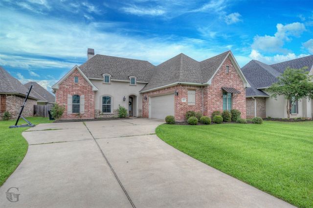 402 Halifax Circle, Benton, LA 71006