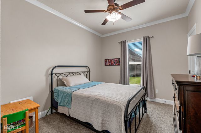402 Halifax Circle, Benton, LA 71006