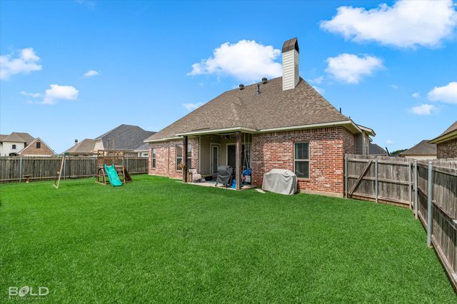 402 Halifax Circle, Benton, LA 71006