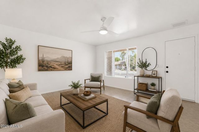 3427 E HELENA Drive, Phoenix, AZ 85032