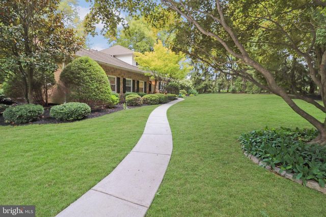 2003 BRANDYWOOD LN, Wilmington, DE 19810