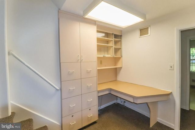 2003 BRANDYWOOD LN, Wilmington, DE 19810