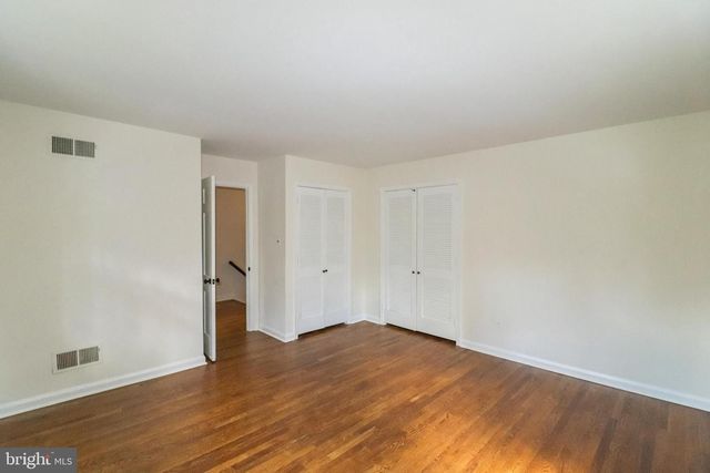 2003 BRANDYWOOD LN, Wilmington, DE 19810