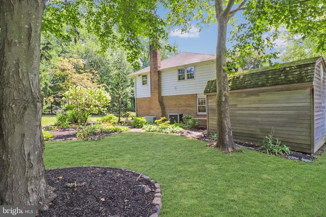 2003 BRANDYWOOD LN, Wilmington, DE 19810