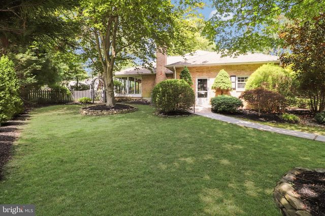 2003 BRANDYWOOD LN, Wilmington, DE 19810