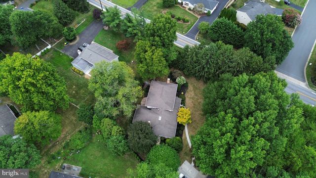 2003 BRANDYWOOD LN, Wilmington, DE 19810