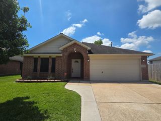 9325 Sioux Drive, La Porte, TX 77571