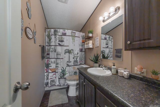 181 County Road 6842, Lytle, TX 78052