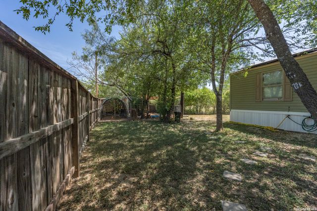 181 County Road 6842, Lytle, TX 78052