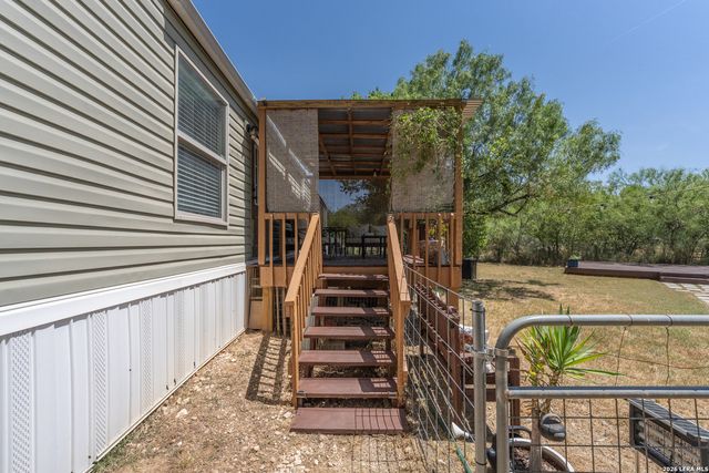 181 County Road 6842, Lytle, TX 78052