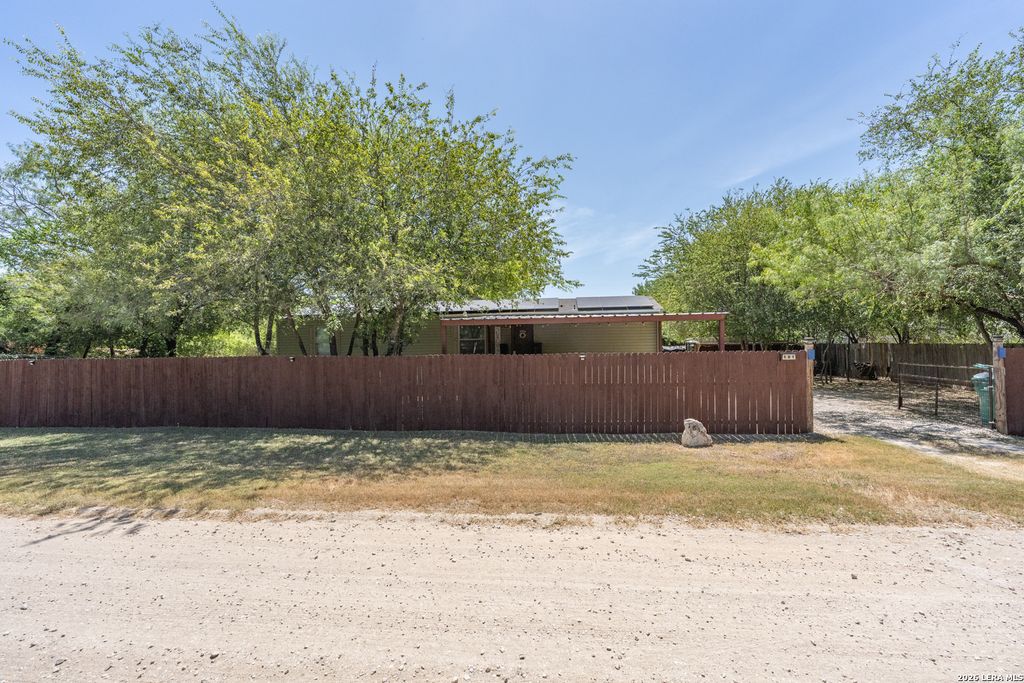 181 County Road 6842, Lytle, TX 78052