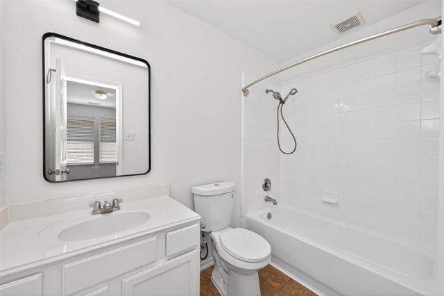 1229 Verde Trails Drive, Houston, TX 77073