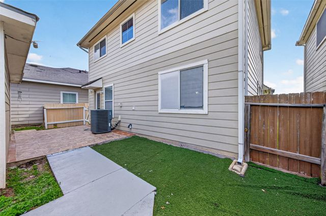 1229 Verde Trails Drive, Houston, TX 77073