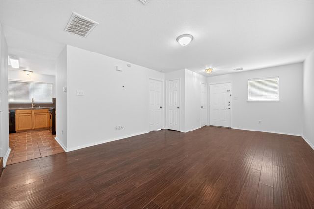 1229 Verde Trails Drive, Houston, TX 77073