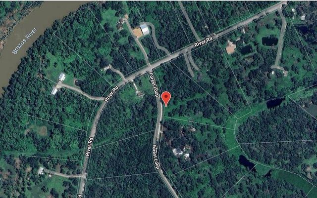 107 Forest Loop, Angleton, TX 77515