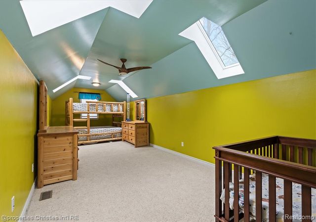 5720 Deerwood, Commerce Twp, MI 48382