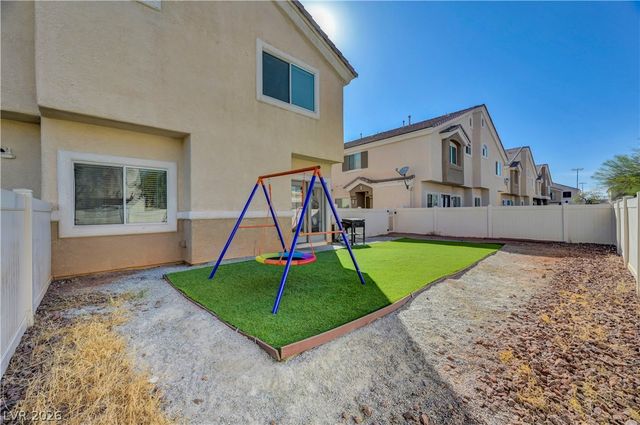 3508 Hazelnut Pine Place 3, North Las Vegas, NV 89084