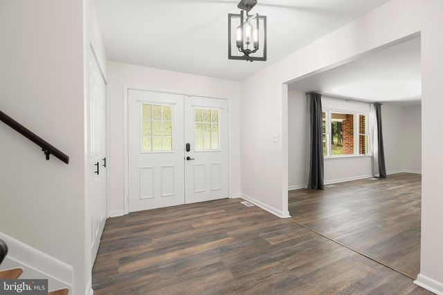 5686 FRENCH AVE, Sykesville, MD 21784