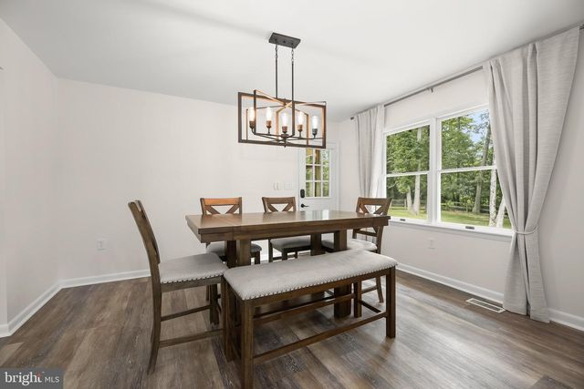 5686 FRENCH AVE, Sykesville, MD 21784
