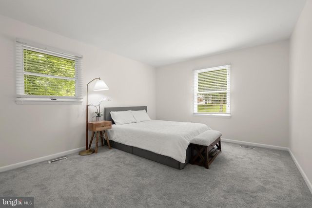 5686 FRENCH AVE, Sykesville, MD 21784