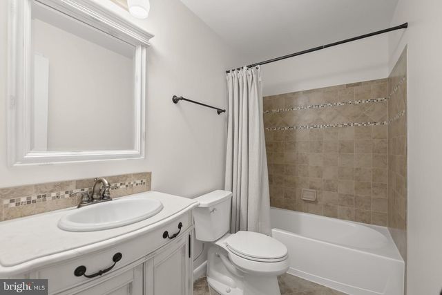 5686 FRENCH AVE, Sykesville, MD 21784