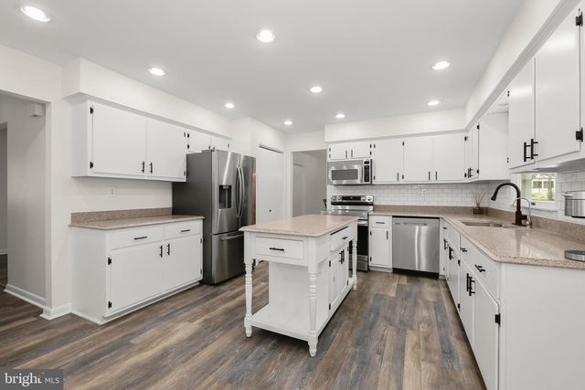 5686 FRENCH AVE, Sykesville, MD 21784