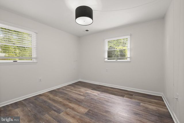 5686 FRENCH AVE, Sykesville, MD 21784