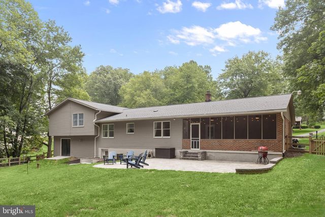 5686 FRENCH AVE, Sykesville, MD 21784