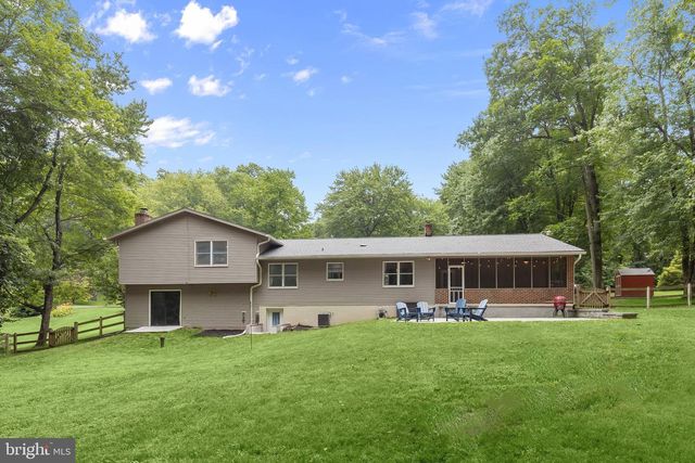 5686 FRENCH AVE, Sykesville, MD 21784