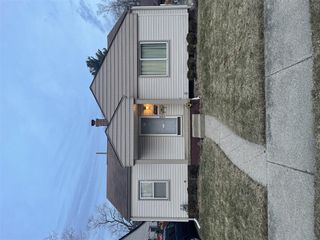 18680 Five Points Street, Redford, MI 48240