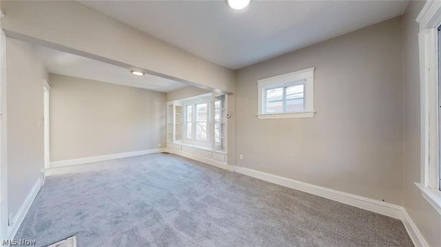 3915 Hyde Avenue, Cleveland, OH 44109