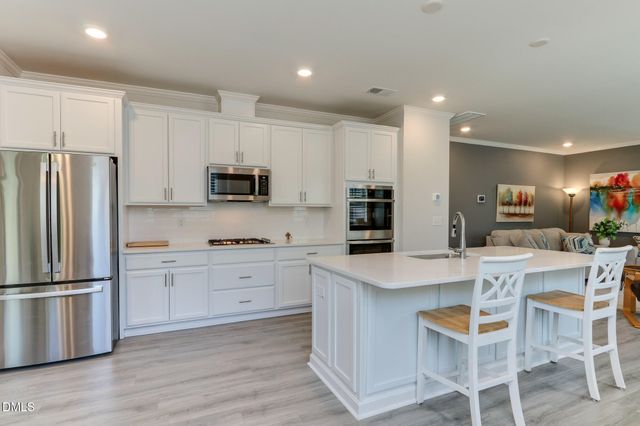 810 Money Island Place, Cary, NC 27519