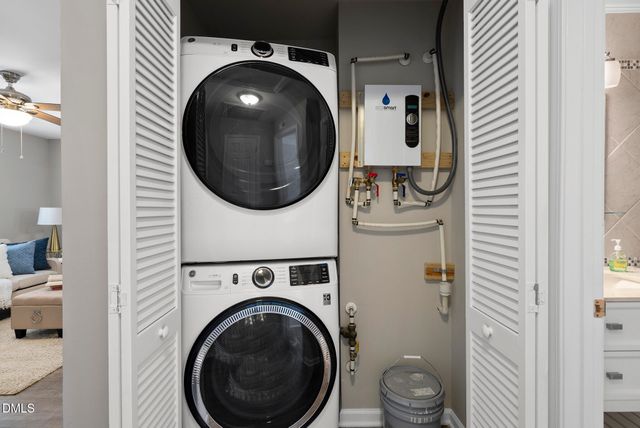 1228 S State Street C, Raleigh, NC 27610