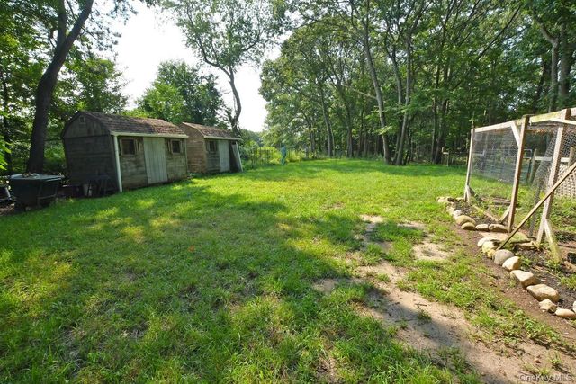 224C Country Road, Medford, NY 11763