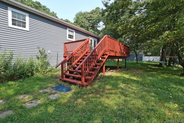 224C Country Road, Medford, NY 11763