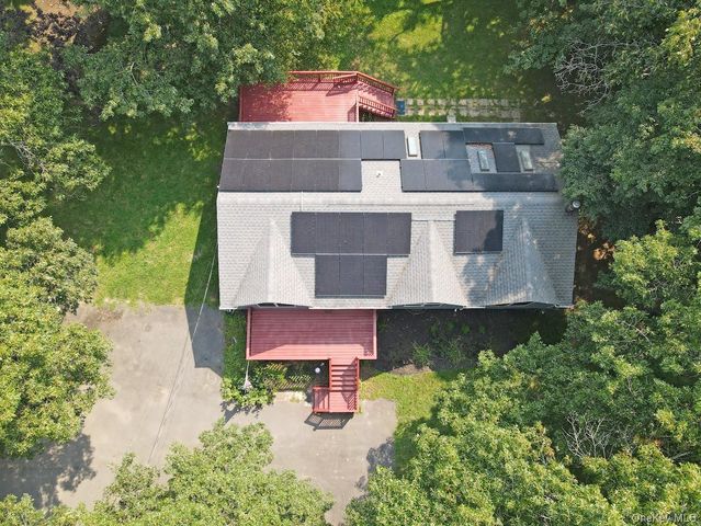 224C Country Road, Medford, NY 11763