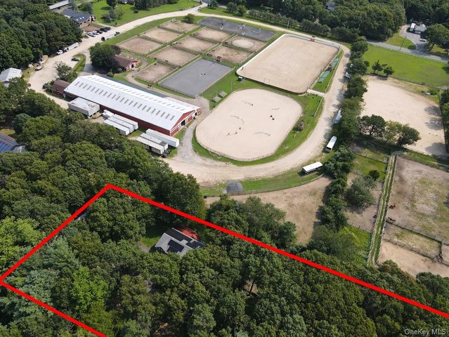 224C Country Road, Medford, NY 11763