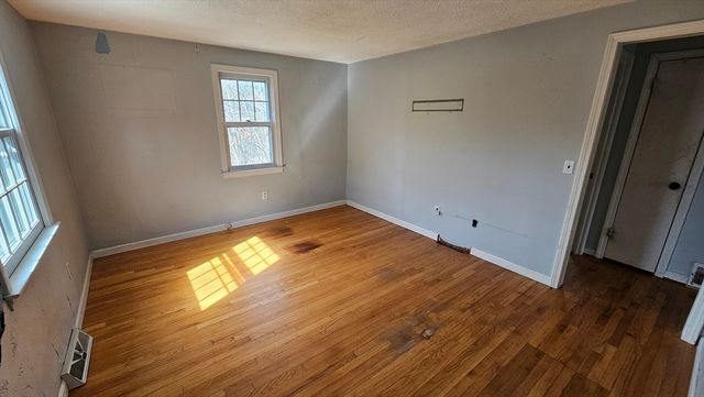 11 Wellfleet, Wilbraham, MA 01095