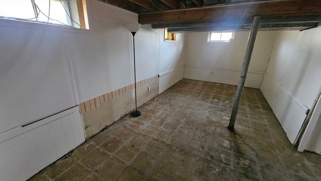 11 Wellfleet, Wilbraham, MA 01095