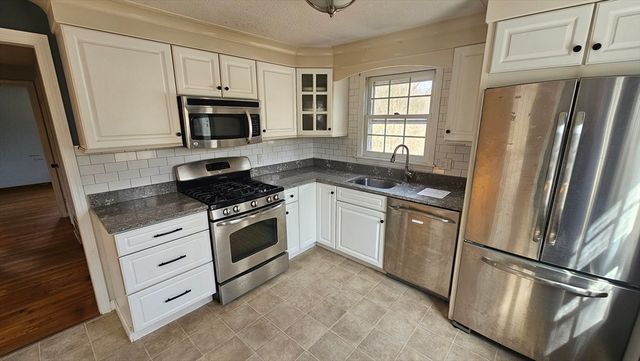 11 Wellfleet, Wilbraham, MA 01095