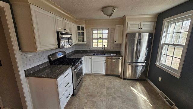 11 Wellfleet, Wilbraham, MA 01095