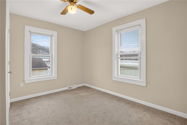 508 6th Ave, New Brighton, PA 15066