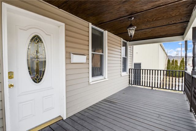 508 6th Ave, New Brighton, PA 15066