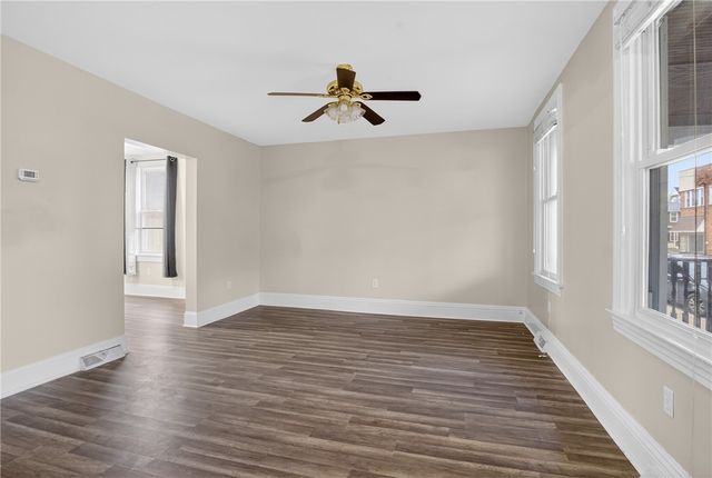 508 6th Ave, New Brighton, PA 15066