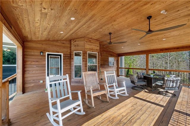 1820 Walking Horse Trail, Cumming, GA 30041