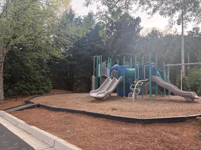 1820 Walking Horse Trail, Cumming, GA 30041