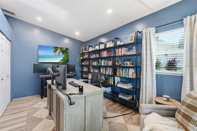 2835 SE 18TH AVENUE, Cape Coral, FL 33904
