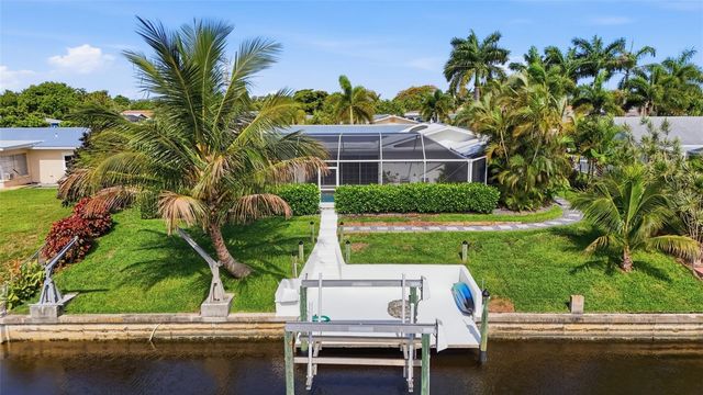 2835 SE 18TH AVENUE, Cape Coral, FL 33904