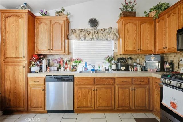 42918 Fanchon, Lancaster, CA 93536