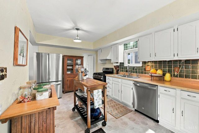 5523 Arnsby Place, Cincinnati, OH 45227